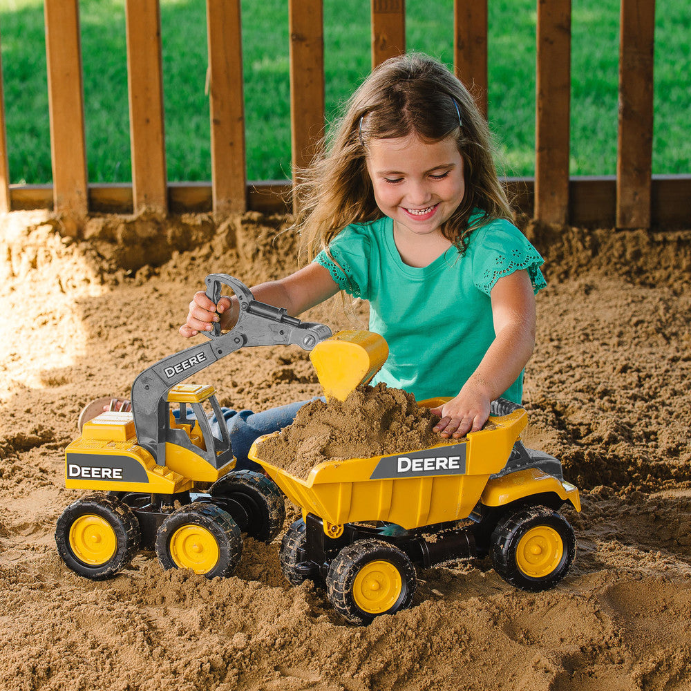 Big Scoop Construction Dump Truck & Excavator - Toyworld