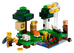 Lego Minecraft The Bee Farm Img 1 - Toyworld