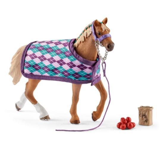 Schleich English Throughbred With Blanket | Toyworld