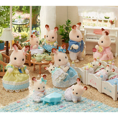 Sylvanian Families Chocolate Rabbit Family Celebration Set Img 2 - Toyworld