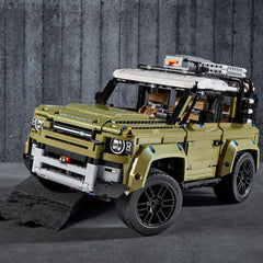 Lego Technic Land Rover Defender 42110 Img 2 - Toyworld