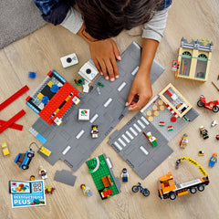 Lego City Town Center Img 2 | Toyworld