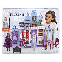 Frozen 2 Fold & Go Arendelle Castle - Toyworld