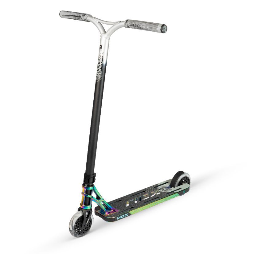 Madd Gear Mgx Extreme Scooter Neo Chrome - Toyworld