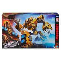Transformers War For Cybertron Kingdom Titan Class Autobot Ark | Toyworld