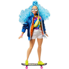 Barbie Extra Doll With Skateboard & Pet Kittens Img 2 | Toyworld