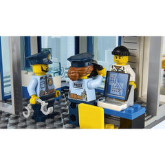 Lego City Police Station 60141 Img 6 - Toyworld