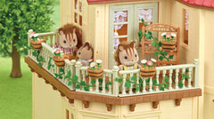 SYLVANIAN FAMILIES GARDEN DECORATION SET