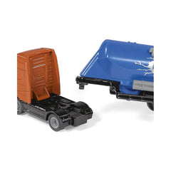 Siku 1792 Truck With Silo Trailer Img 1 - Toyworld