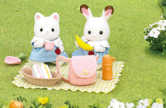 Sylvanian Families Nursery Picnic Set Img 1 - Toyworld