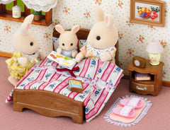 Sylvanian Families Semi Double Bed Img 1 - Toyworld