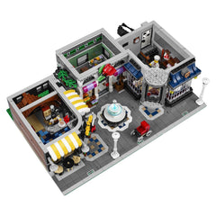 Lego Creator Assembly Square 10255 Img 4 - Toyworld